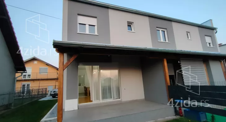 2-etažna kuća | 4zida