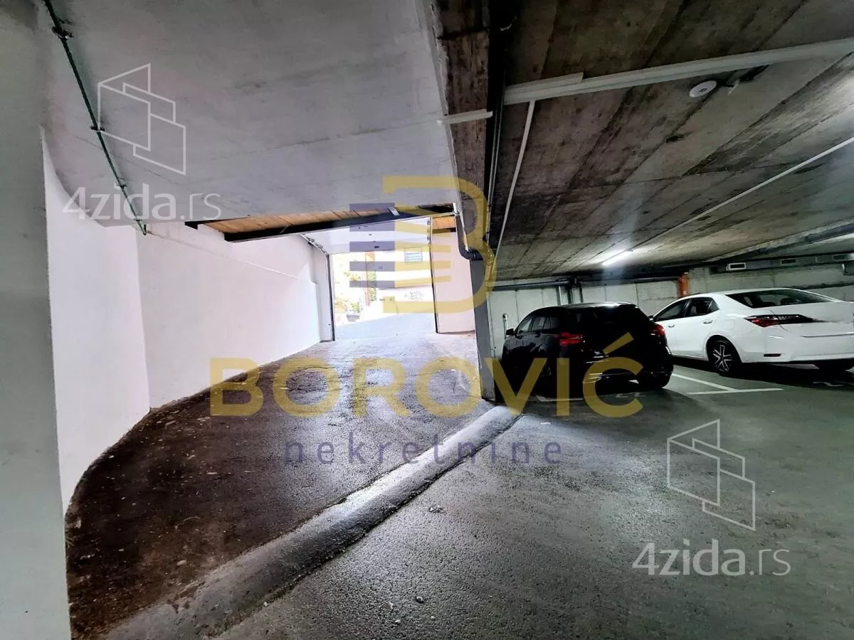 Parking | 4zida