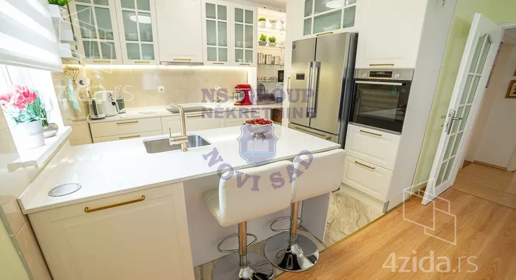 3-etažna kuća | 4zida