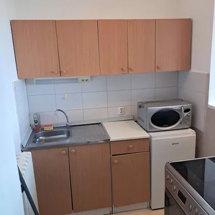 Segedinski Put 15 | 4zida.rs