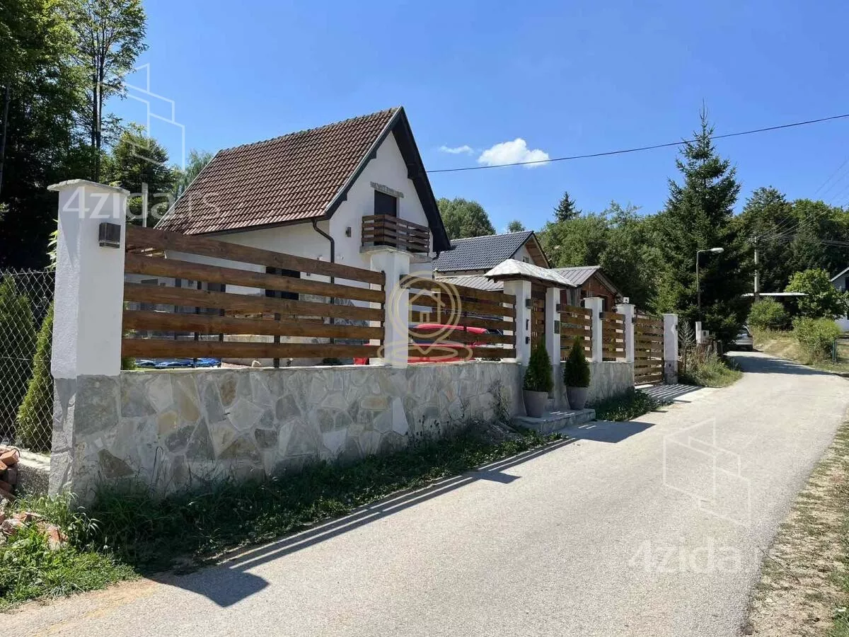 Kuća | 4zida