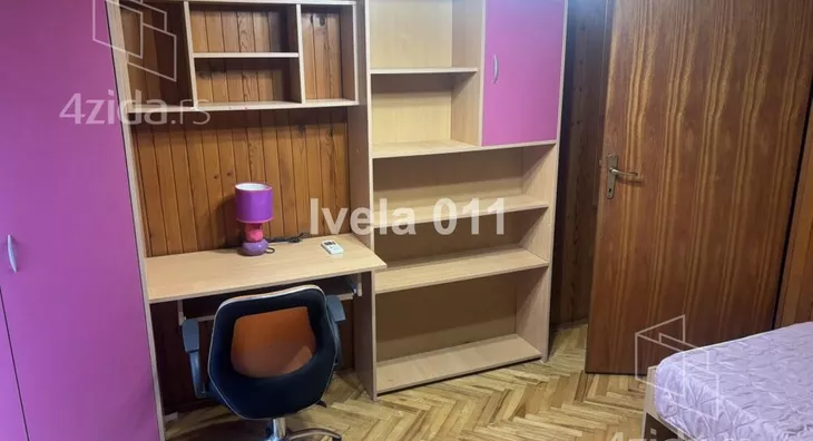 Četvoroiposoban stan | 4zida