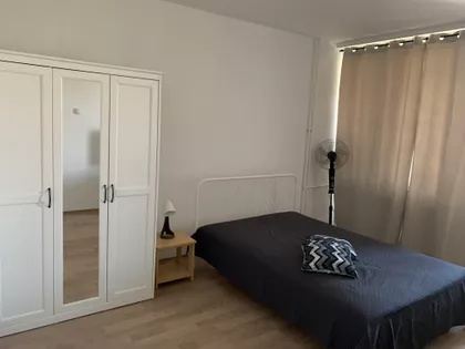 Ustanička | 4zida.rs