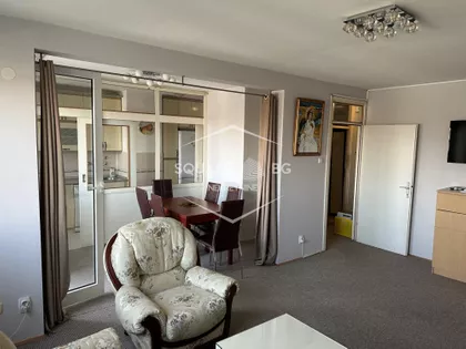 Mike Alasa | 4zida.rs