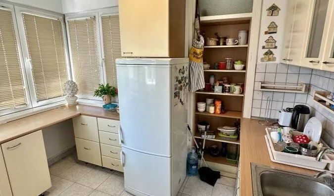Četvoroiposoban stan | 4zida