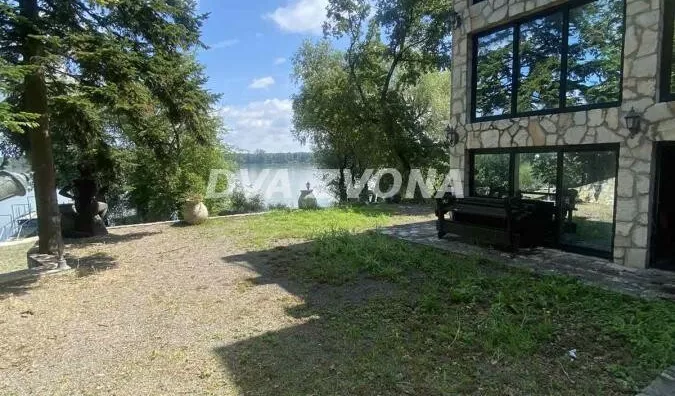 Ugostiteljski objekat | 4zida