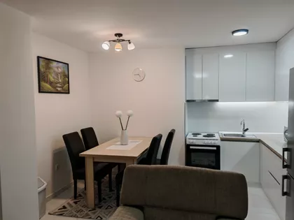 Cetinjska 1A | 4zida.rs