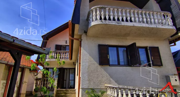 Kuća | 4zida