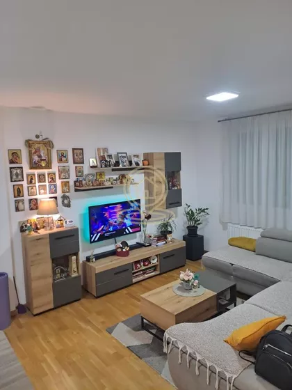 Marije Bursać | 4zida.rs