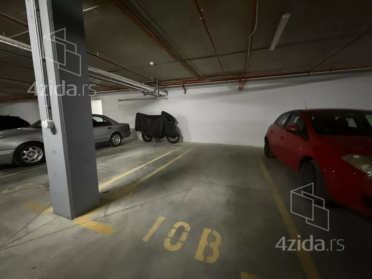 Garaža/Parking | 4zida