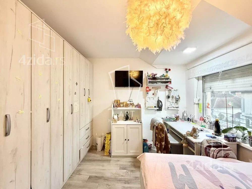 3-etažna kuća | 4zida