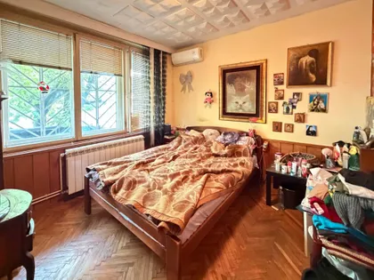 Svetomira Nikolajevića | 4zida.rs