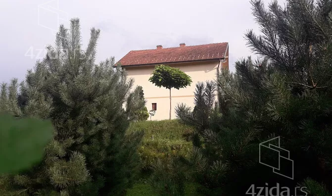 3-etažna kuća | 4zida