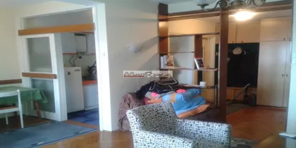 Klinički Centar | 4zida.rs