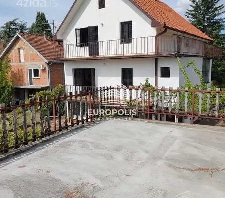 4-etažna kuća | 4zida