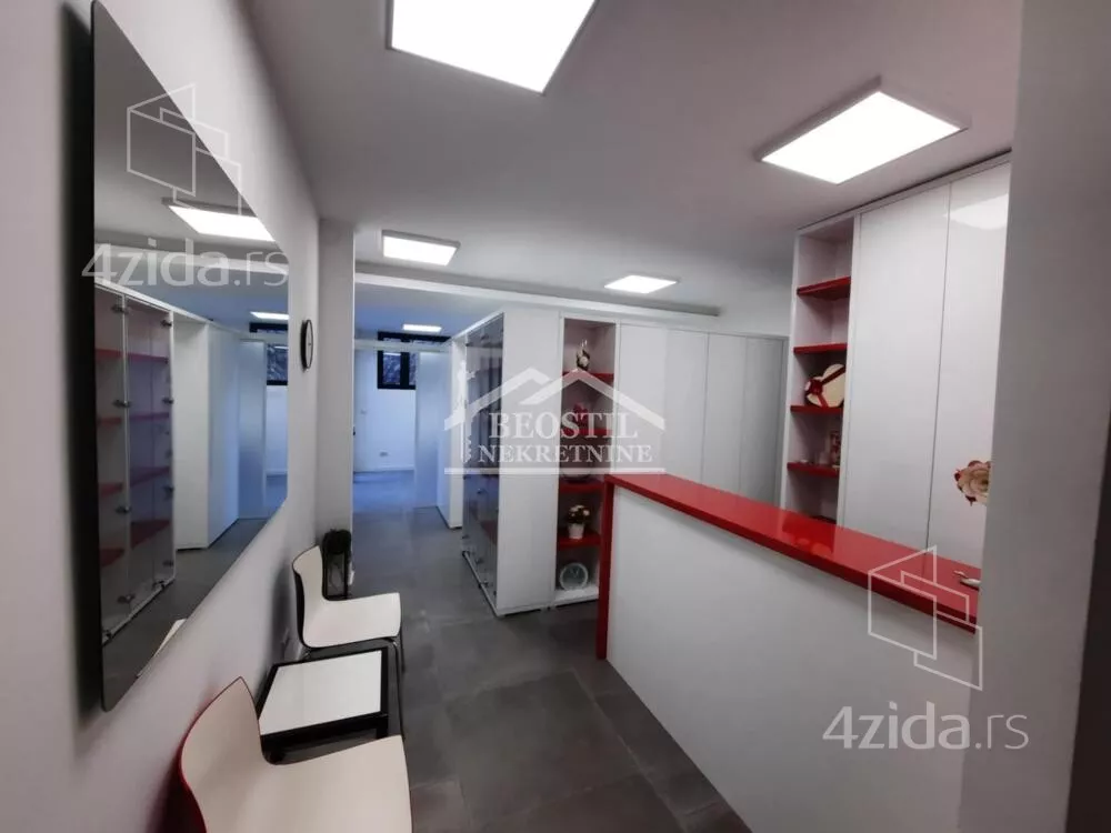 Poslovni prostor | 4zida