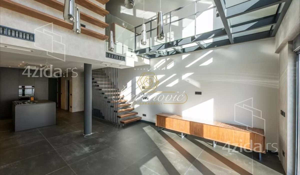 Petosoban stan | 4zida