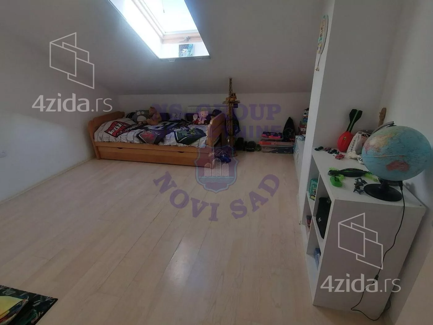 Četvoroiposoban stan | 4zida