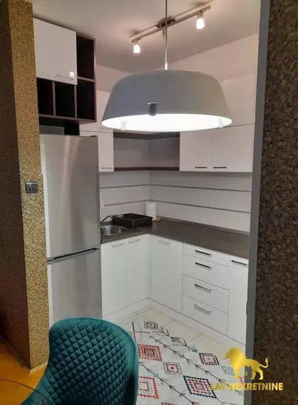 BEM LILIKE | 4zida.rs