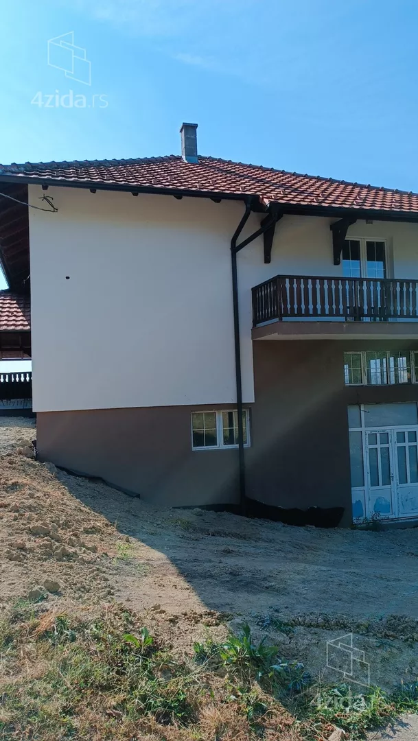 4-etažna kuća | 4zida