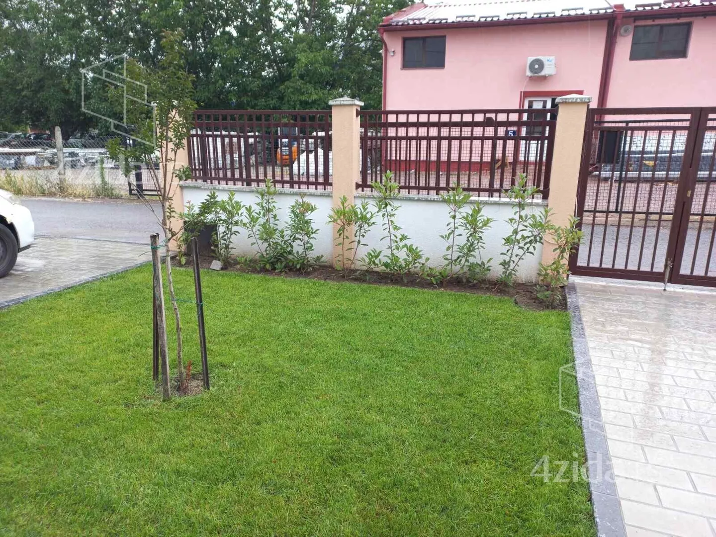 Kancelarija | 4zida