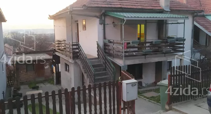 2-etažna kuća | 4zida