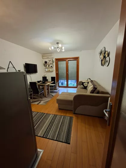 Nemanjina | 4zida.rs