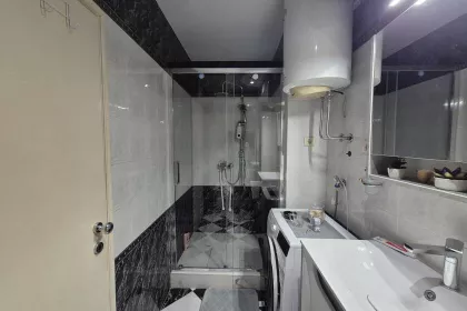 Lazarevački Drum bb | 4zida.rs