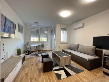 Radijalac | 4zida.rs