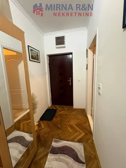Karađorđeva | 4zida.rs
