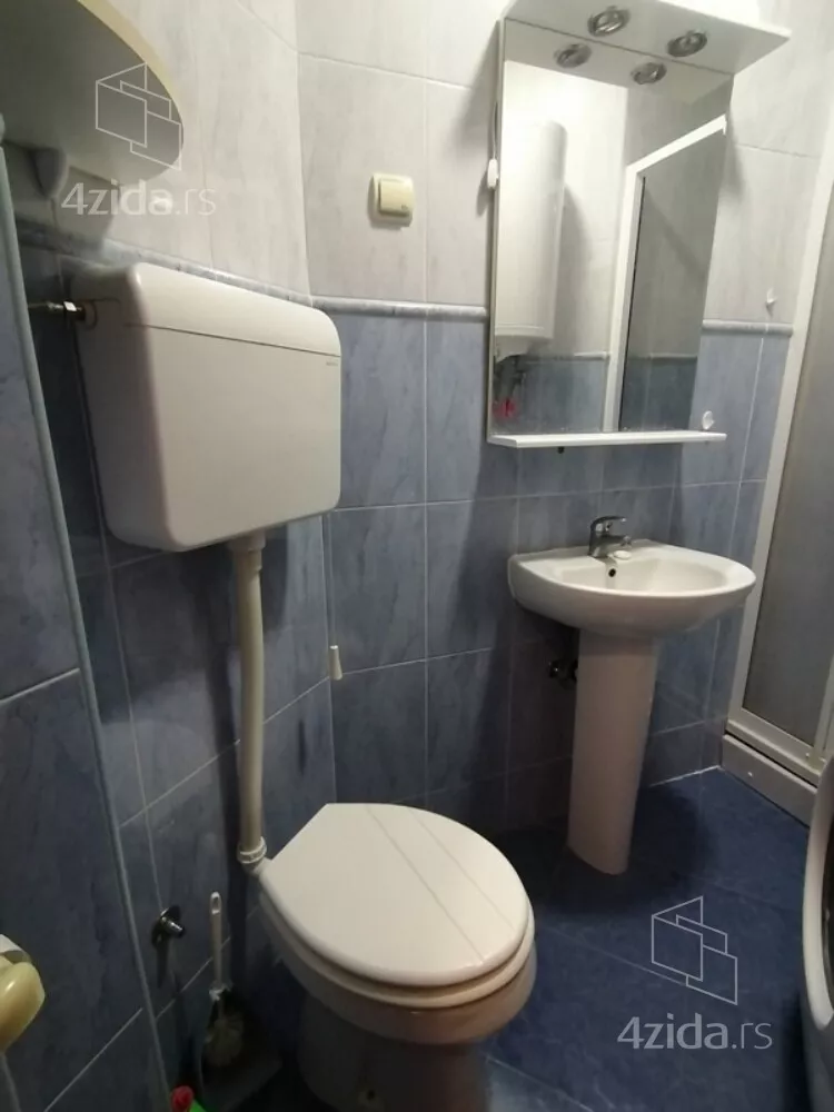 Garsonjera | 4zida