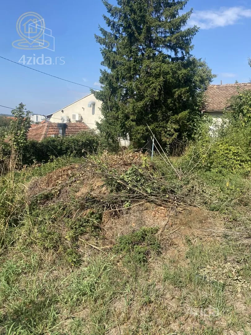 Plac | 4zida