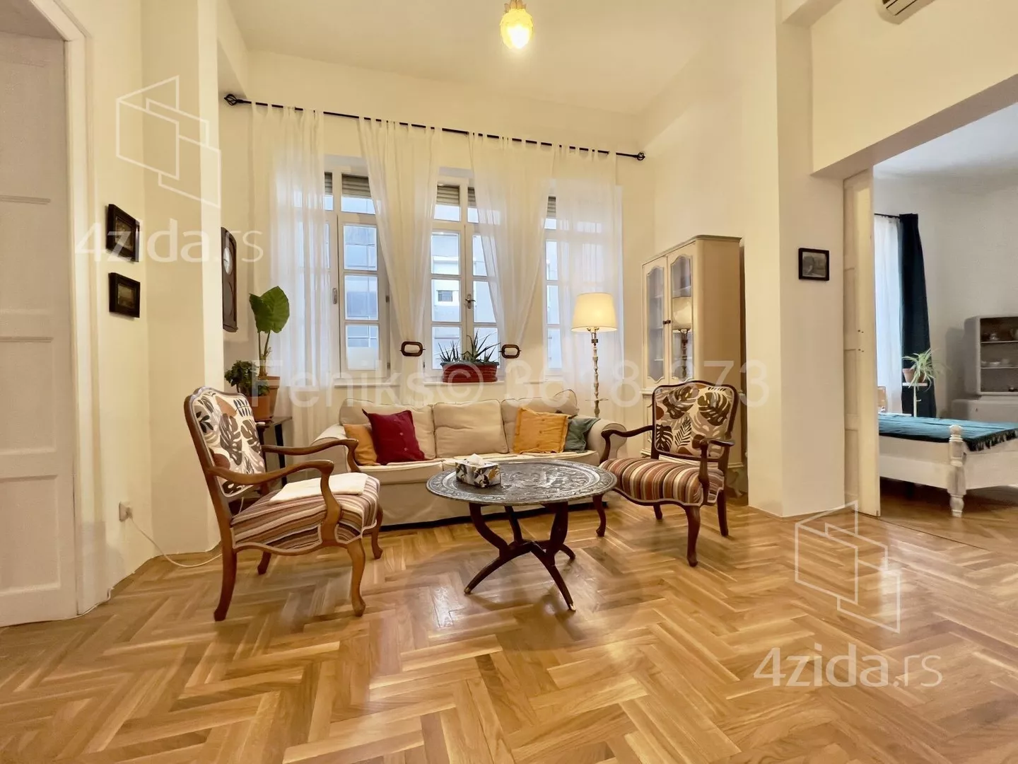 Četvoroiposoban stan | 4zida