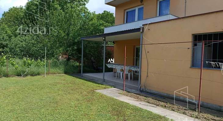 4-etažna kuća | 4zida