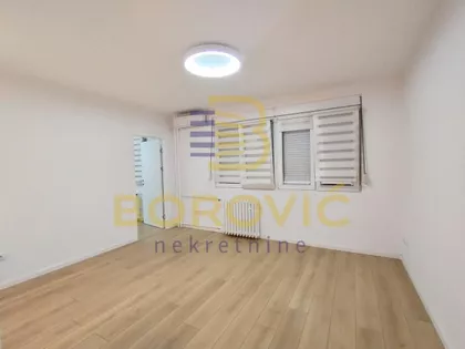 Krunski Venac | 4zida.rs