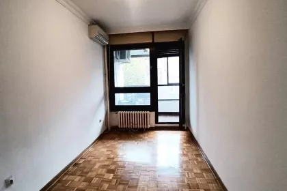 Golsvordijeva bb | 4zida.rs