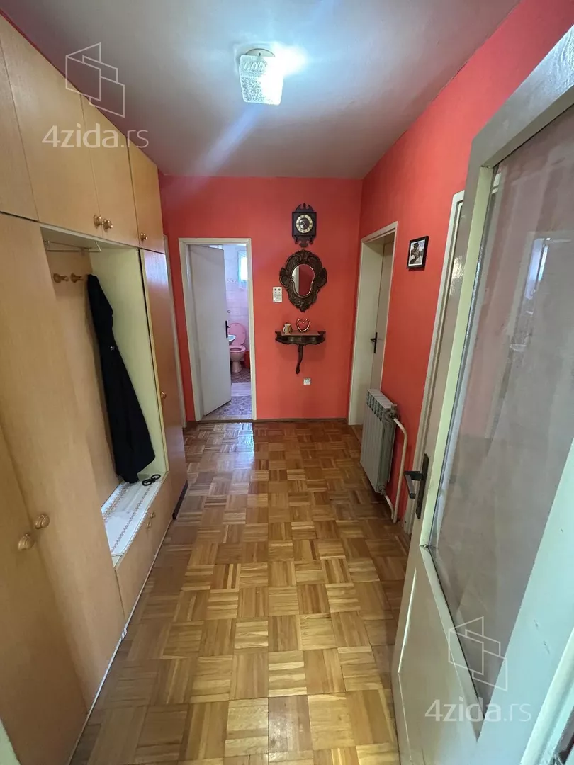 3-etažna kuća | 4zida