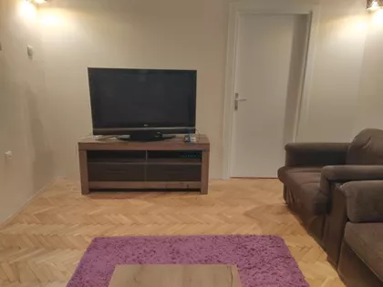 Učitelja Miloša Jankovića | 4zida.rs