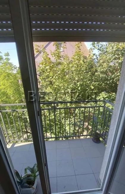 Hercegovacka | 4zida.rs