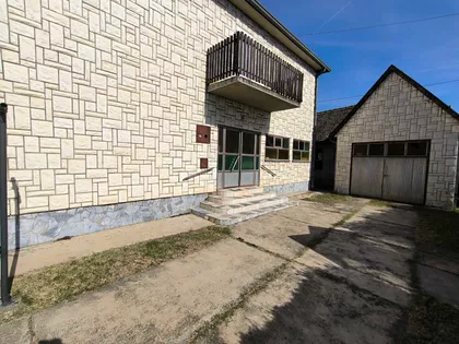 Pocerski Pričinović | 4zida.rs
