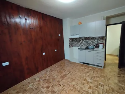 Miloša Obrenovića 65 | 4zida.rs