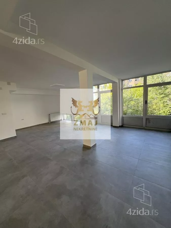 Poslovni prostor | 4zida