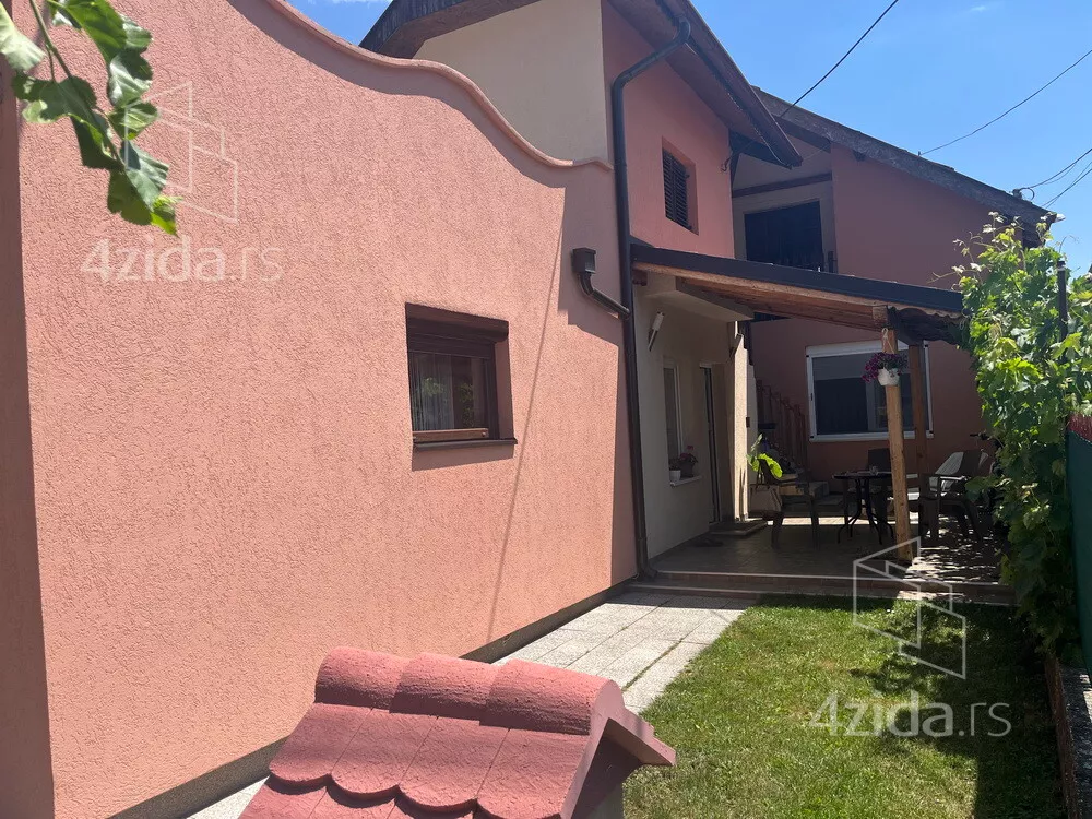 Kuća | 4zida