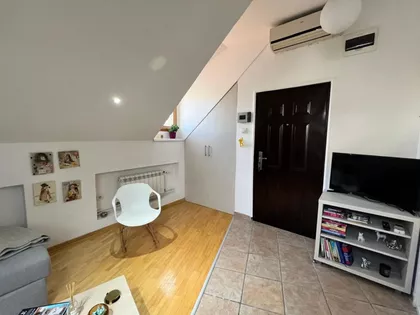 Internacionalnih Brigada | 4zida.rs