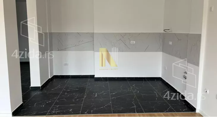 Četvoroiposoban stan | 4zida