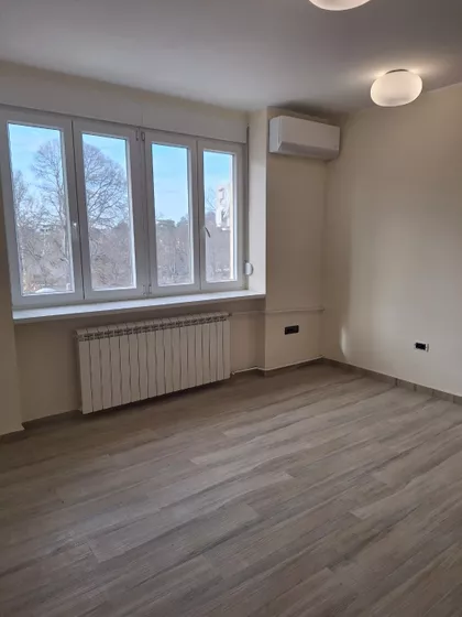 Iva Lole Ribara | 4zida.rs