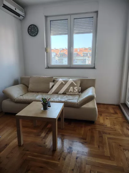 Koste Racina | 4zida.rs