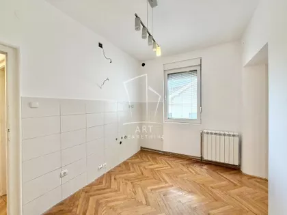 Gospodara Vučića | 4zida.rs