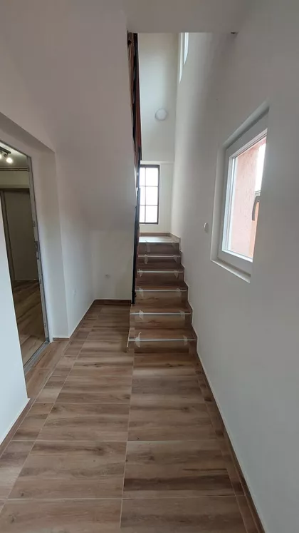 Kružna | 4zida.rs