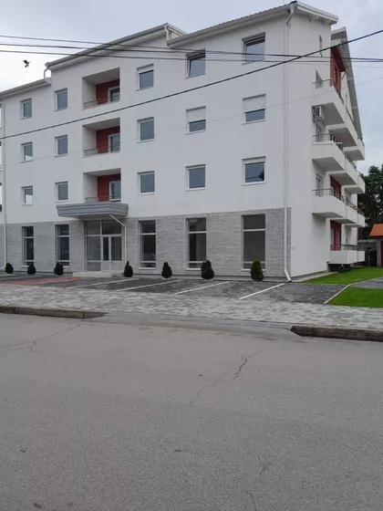 Popova Plaža | 4zida.rs